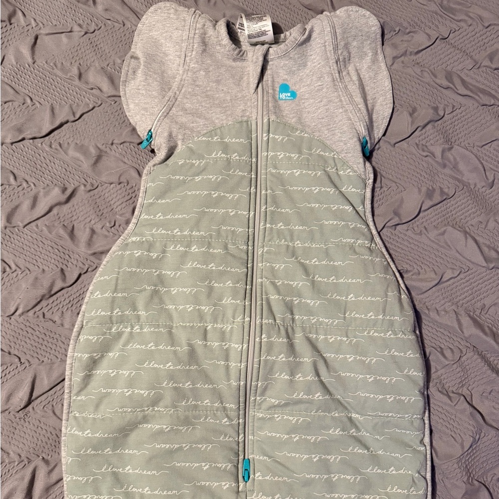 Love to dream Gray/Green Quilt Transition Sleep Sac